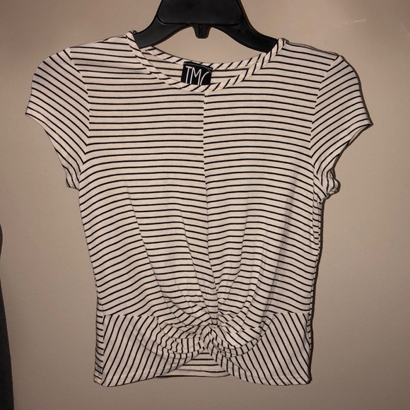 TMG Other - TMG short sleeve striped knot shirt
